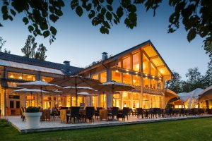 arhiwood-primet-uchastie-v-mezhdunarodnom-forume-akademii-gostepriimstva-horeca-fest-2024